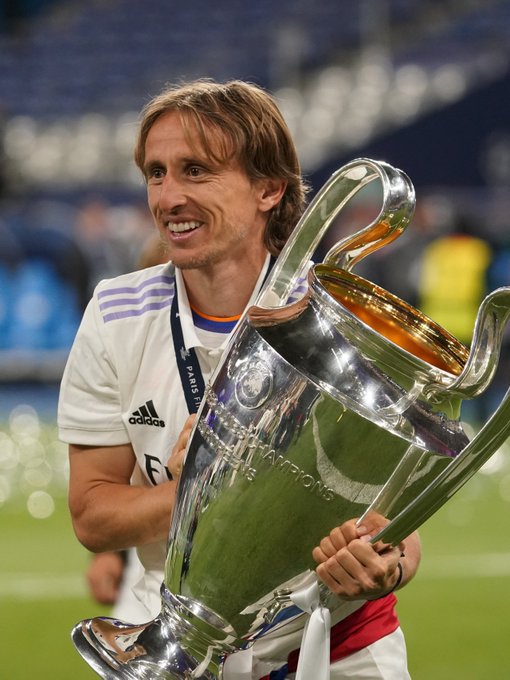 篮球火箭球队连续两场取胜