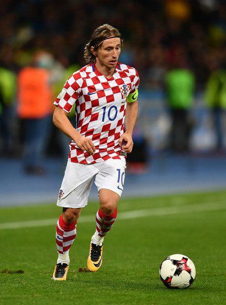 没想到！高诗岩三分球百发百中，帮山东淘汰北京队