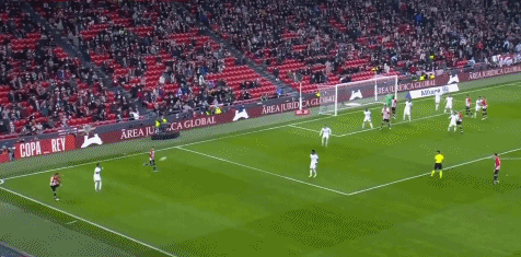 埃斯特旺：安帅在很多方面都帮了我，比赛后还给了我一个拥抱