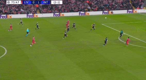 诺伊尔送礼+凯恩隐身！阿森纳3-1拜仁揭秘：欧冠5连胜靠的真是玄学？